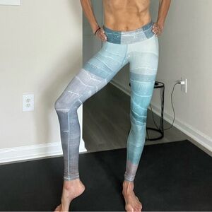 Niyama Sol Blue and White Gradient Leggings